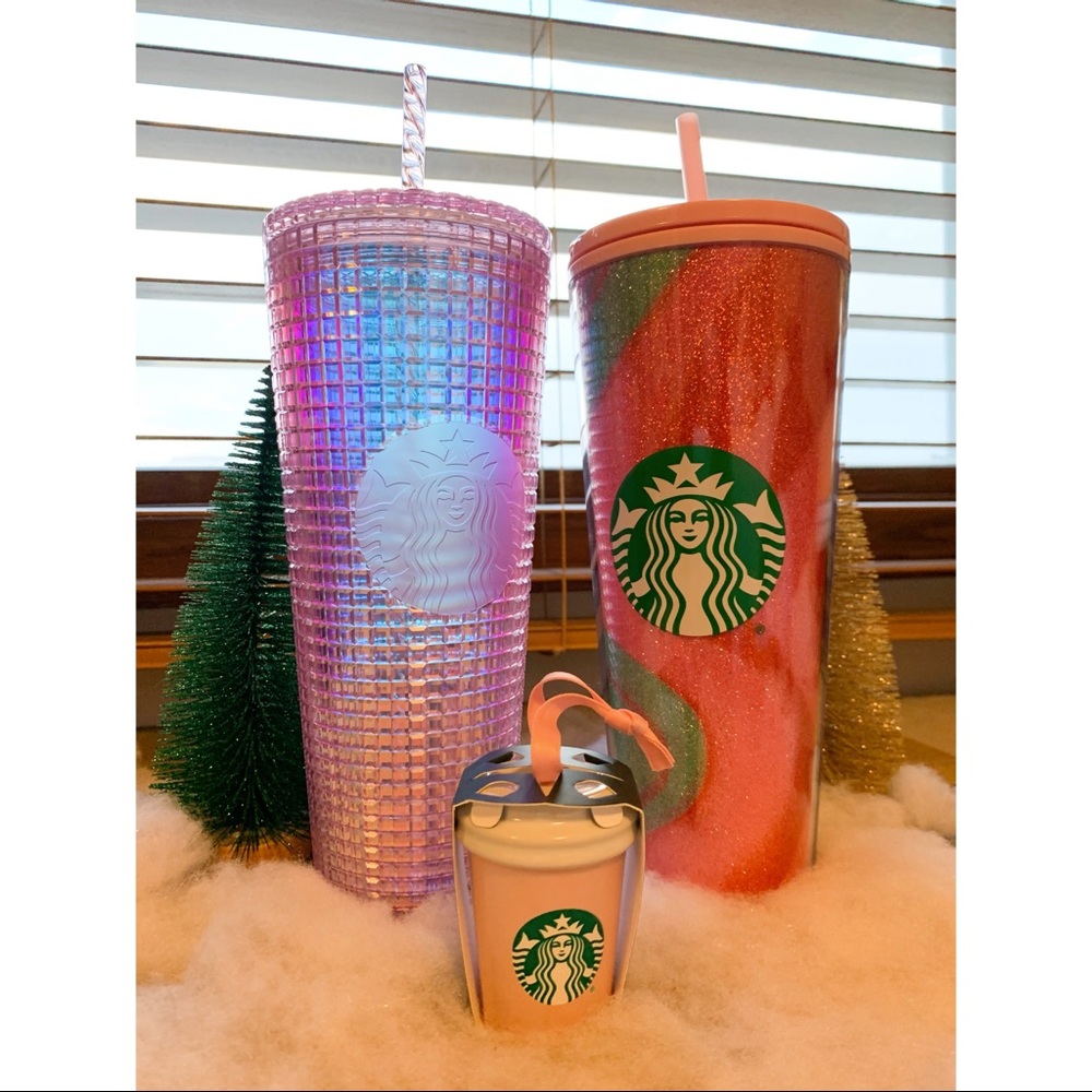 Starbucks holiday 2020 bundle